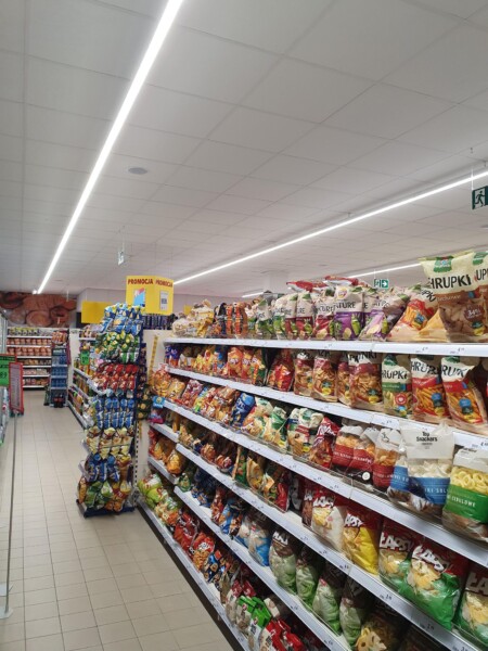 Realizacja oświetlenia w sklepie spożywczym Prim Market